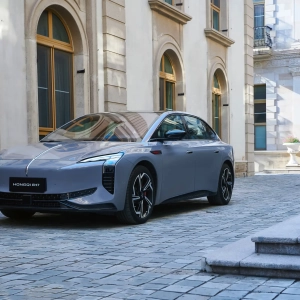 hongqi-eh7-19-scaled