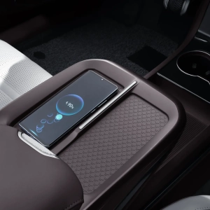 hongqi-eh7-28-scaled