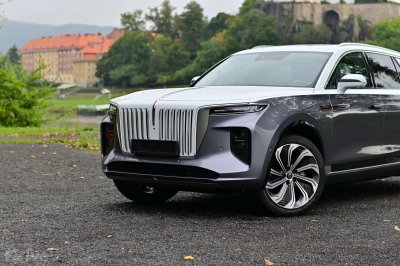 hongqi_ehs9_02
